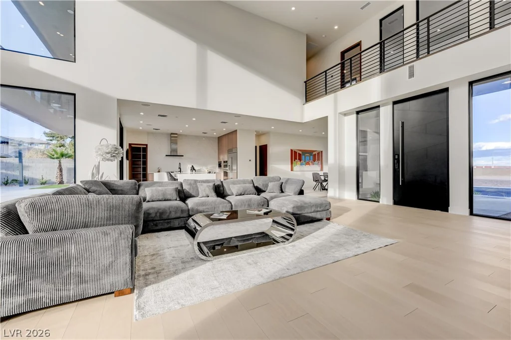 5555 Teco, Las Vegas, NV 89118