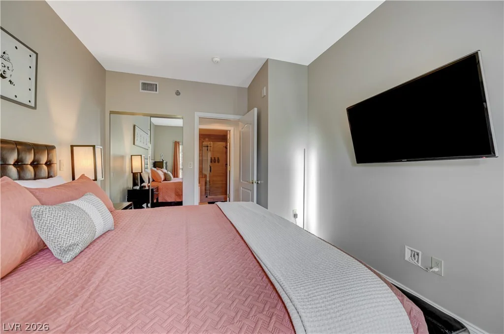 30 Strada Di Villaggio, Henderson, NV 89011
