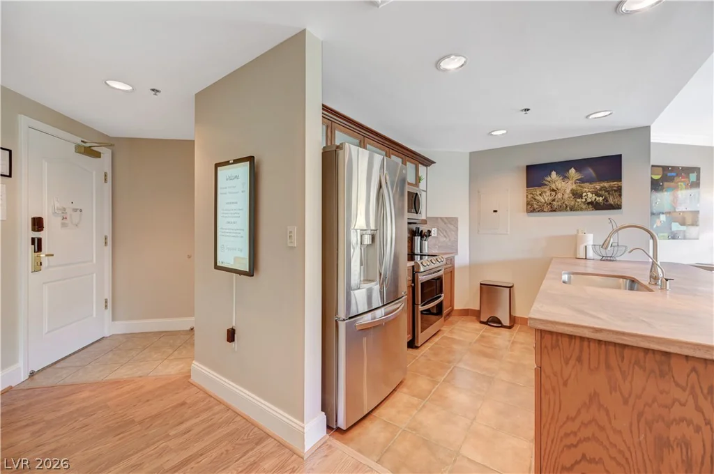 30 Strada Di Villaggio, Henderson, NV 89011