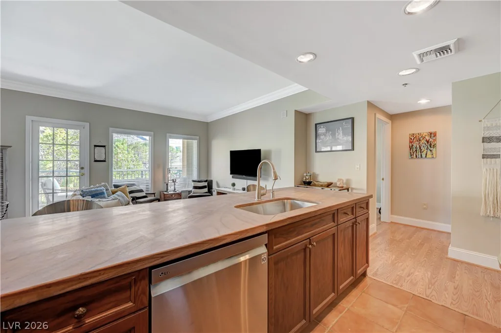 30 Strada Di Villaggio, Henderson, NV 89011