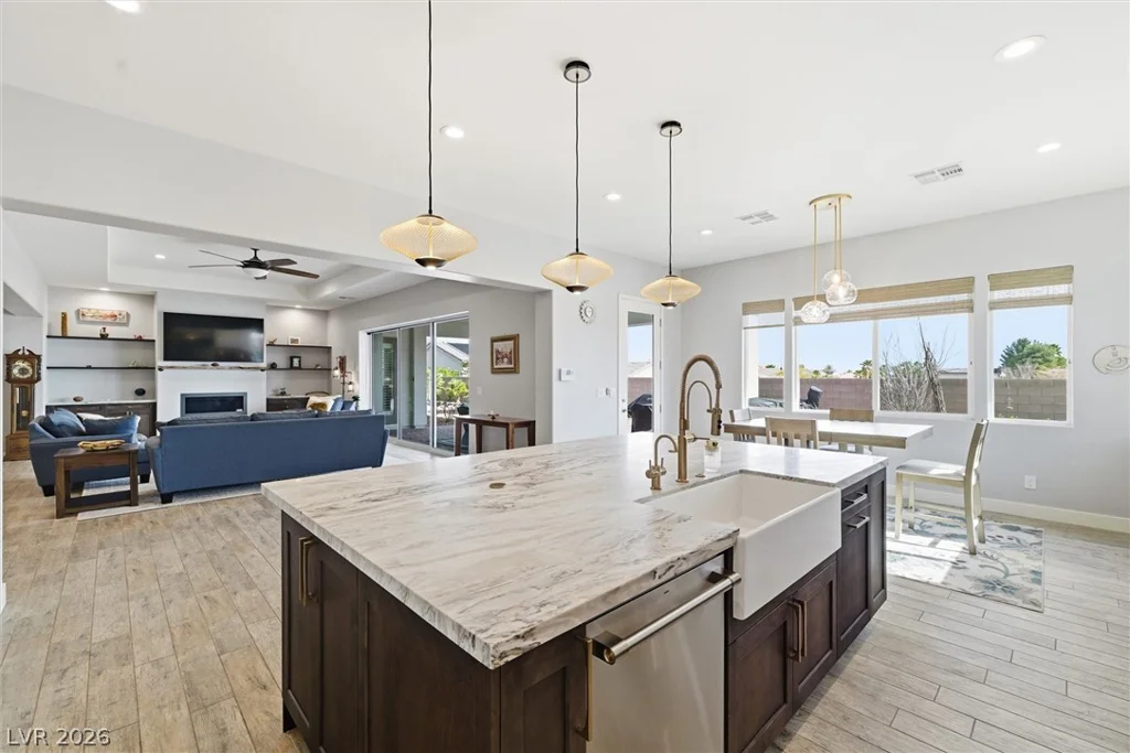 8260 Sweetwater Creek, Las Vegas, NV 89113