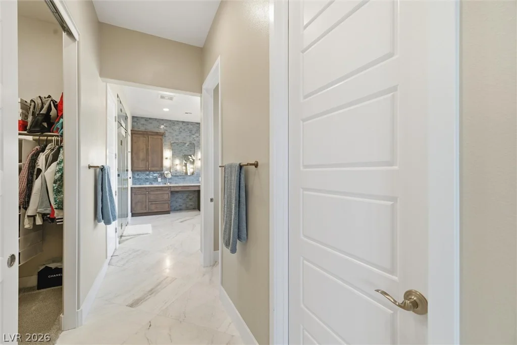 8260 Sweetwater Creek, Las Vegas, NV 89113