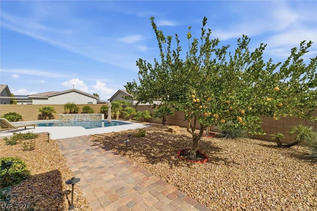 8260 Sweetwater Creek, Las Vegas, NV 89113