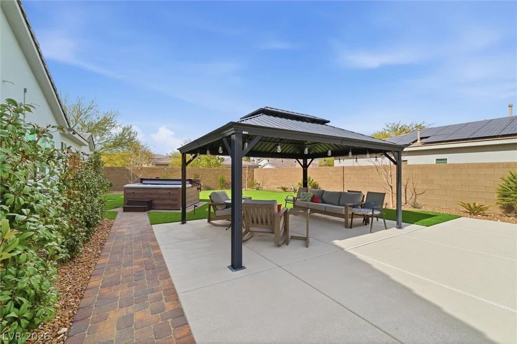 8260 Sweetwater Creek, Las Vegas, NV 89113