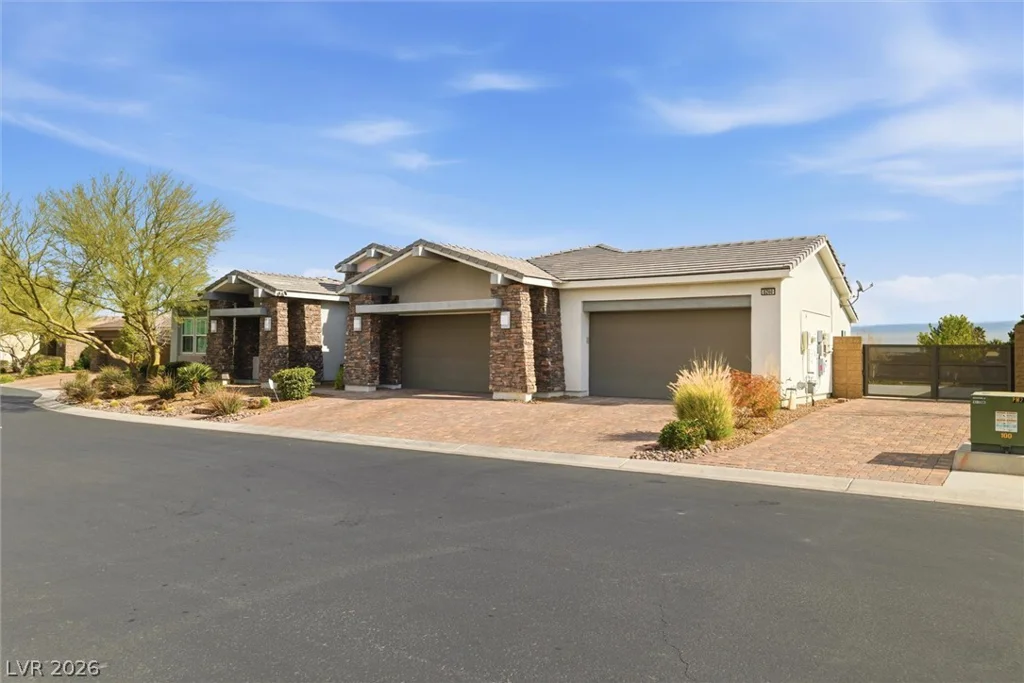 8260 Sweetwater Creek, Las Vegas, NV 89113