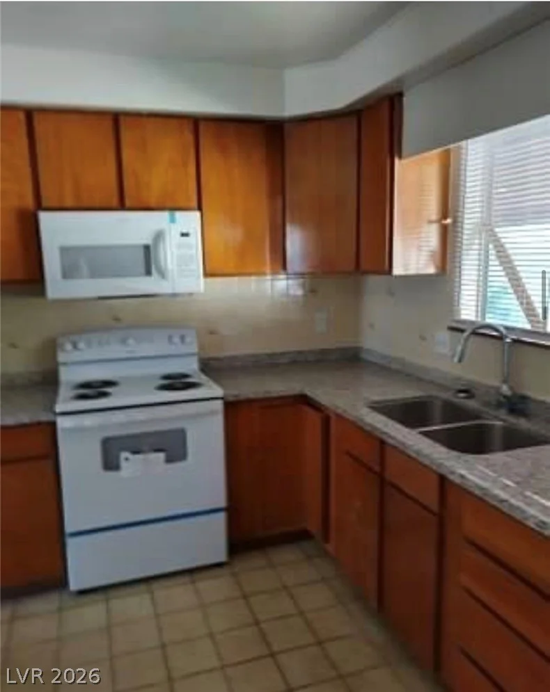 3013 Piedmont, Las Vegas, NV 89102