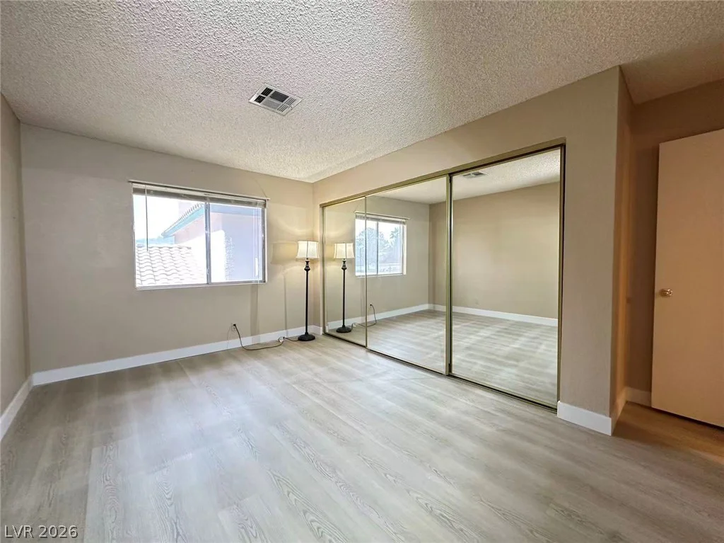 7965 Terrace Rock, Las Vegas, NV 89128