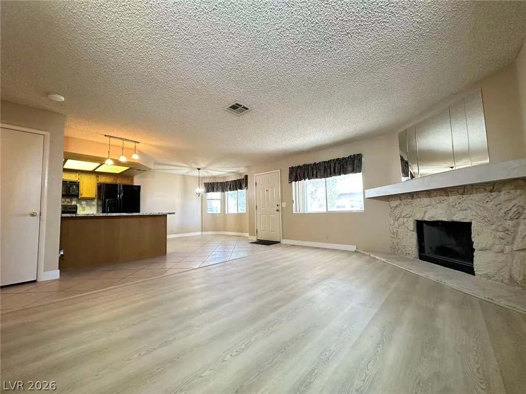7965 Terrace Rock, Las Vegas, NV 89128