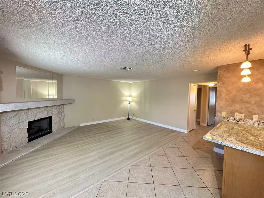 7965 Terrace Rock, Las Vegas, NV 89128