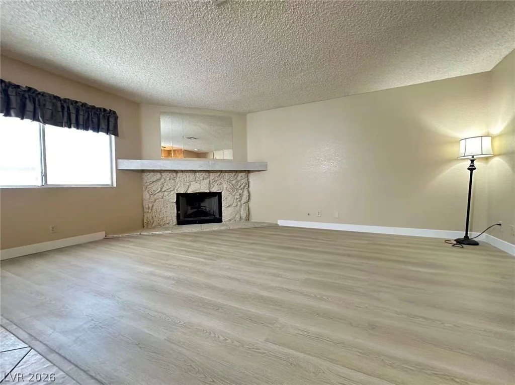 7965 Terrace Rock, Las Vegas, NV 89128