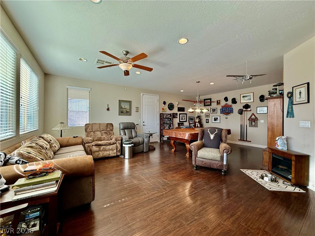 8455 Creekstone, Las Vegas, NV 89113