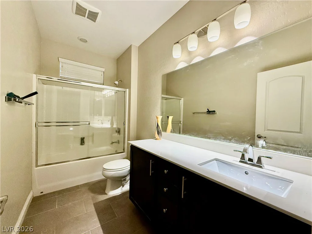 8455 Creekstone, Las Vegas, NV 89113