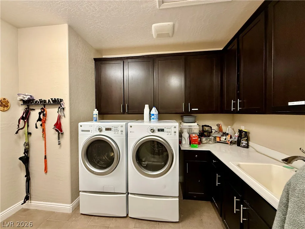 8455 Creekstone, Las Vegas, NV 89113