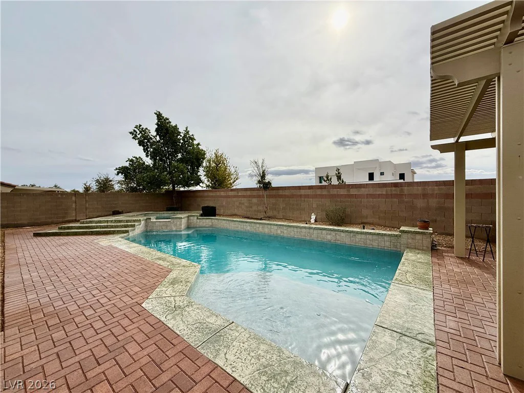 8455 Creekstone, Las Vegas, NV 89113