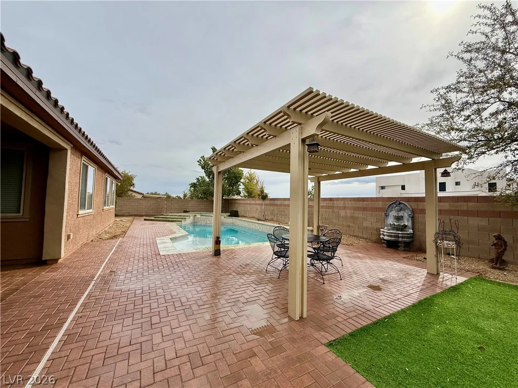 8455 Creekstone, Las Vegas, NV 89113