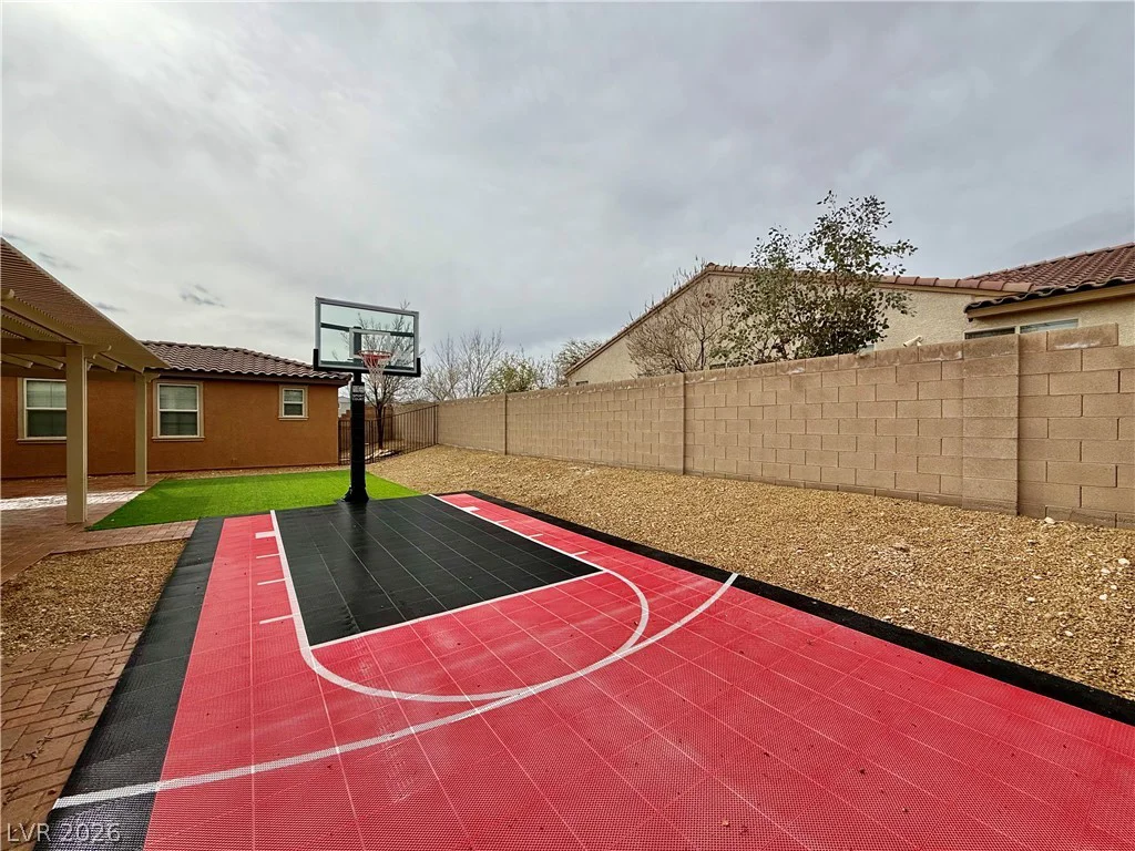 8455 Creekstone, Las Vegas, NV 89113