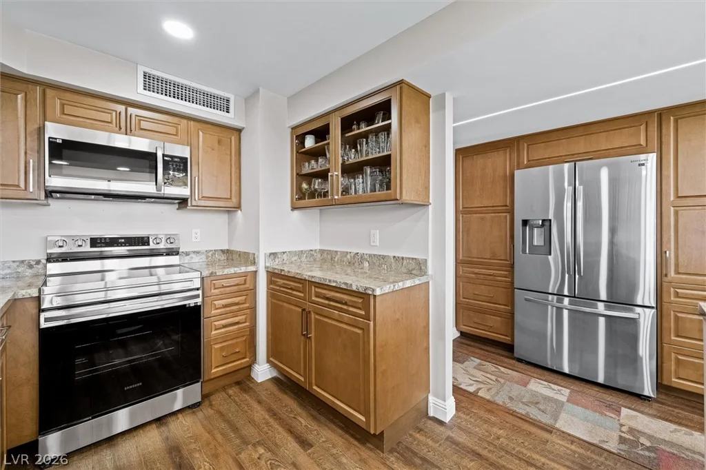 3111 Bel Air, Las Vegas, NV 89109
