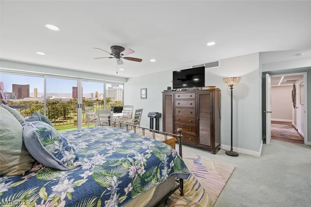 3111 Bel Air, Las Vegas, NV 89109