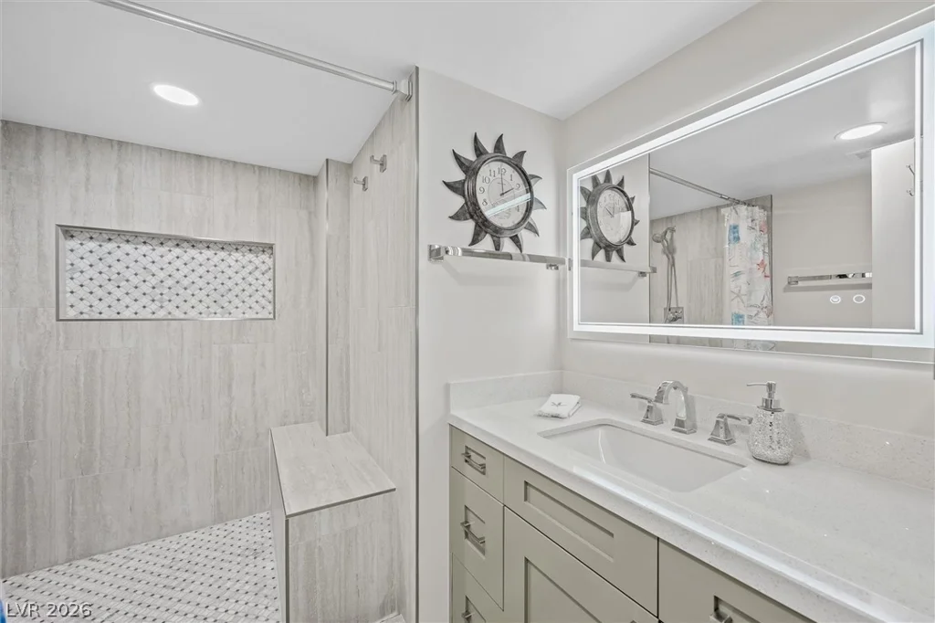3111 Bel Air, Las Vegas, NV 89109