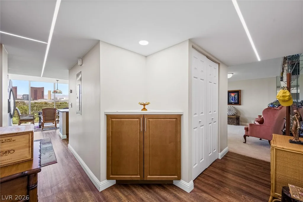 3111 Bel Air, Las Vegas, NV 89109