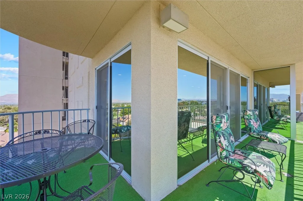 3111 Bel Air, Las Vegas, NV 89109