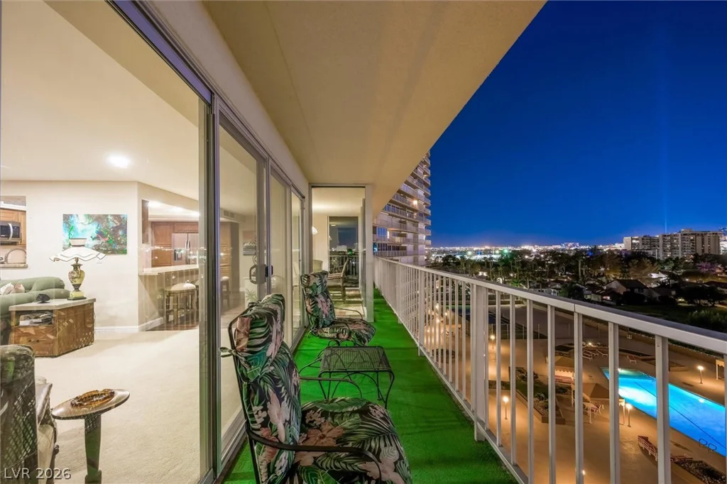 3111 Bel Air, Las Vegas, NV 89109