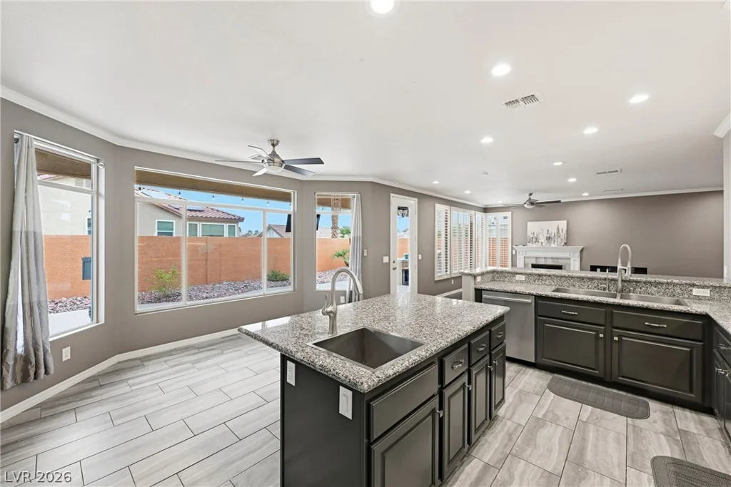 2002 Mesquite Wood, Henderson, NV 89012