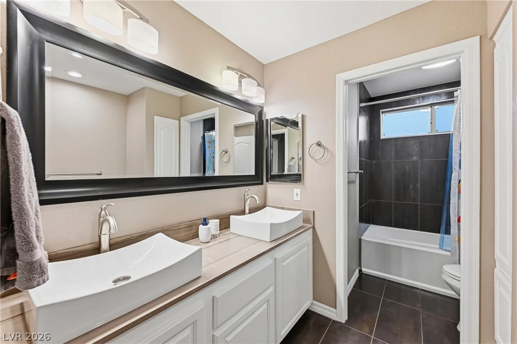 2002 Mesquite Wood, Henderson, NV 89012