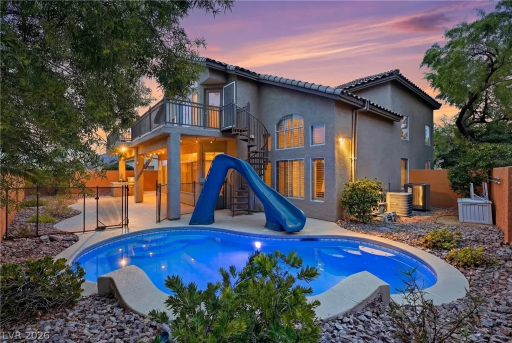 2002 Mesquite Wood, Henderson, NV 89012