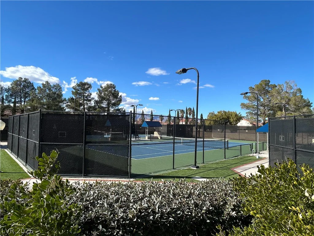 7307 Mission Hills, Las Vegas, NV 89113