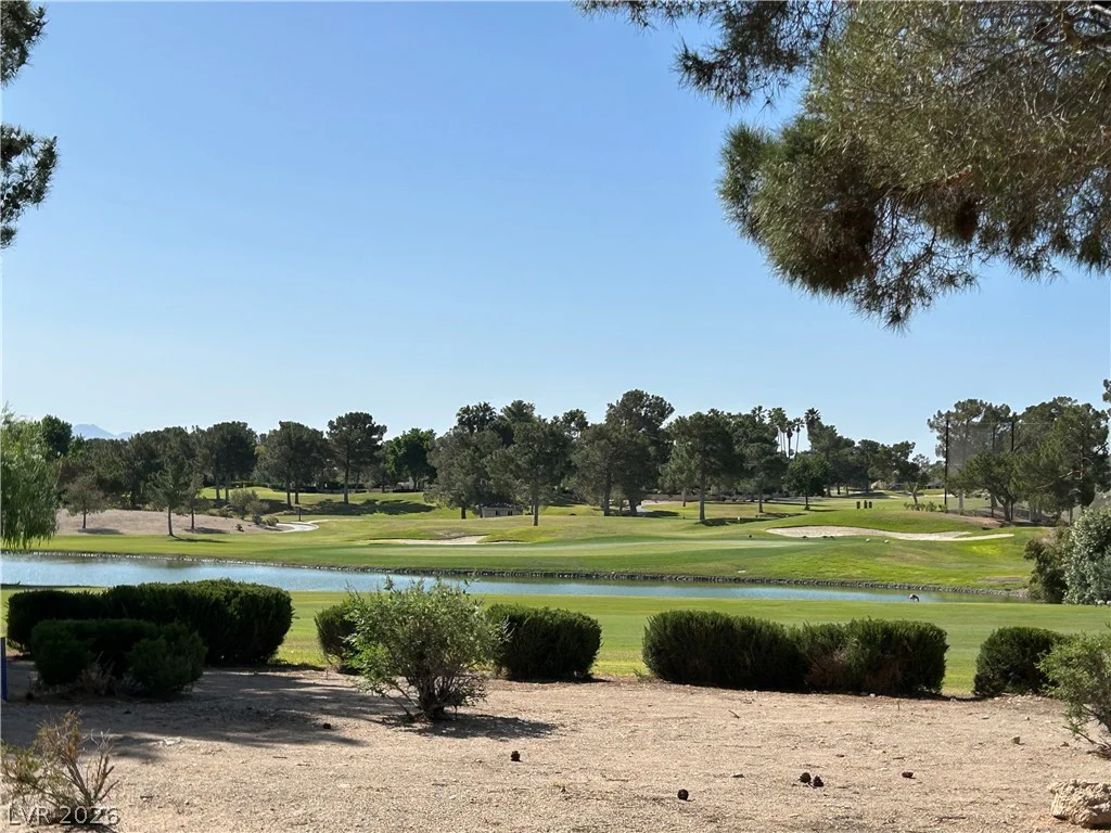 7307 Mission Hills, Las Vegas, NV 89113