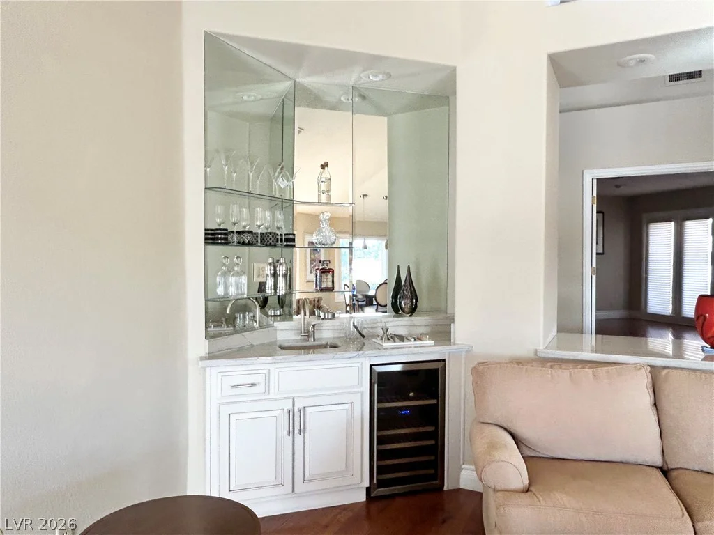 7307 Mission Hills, Las Vegas, NV 89113