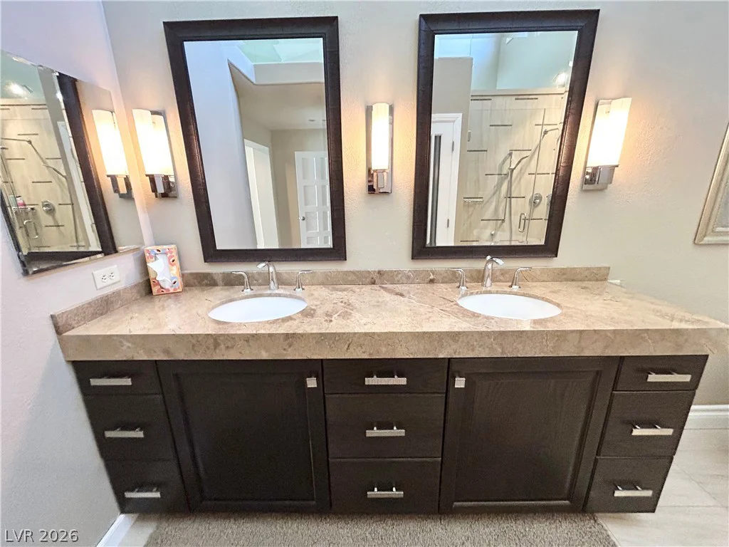 7307 Mission Hills, Las Vegas, NV 89113
