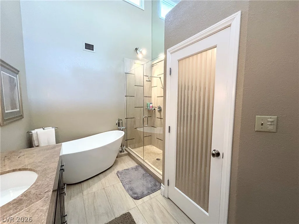 7307 Mission Hills, Las Vegas, NV 89113