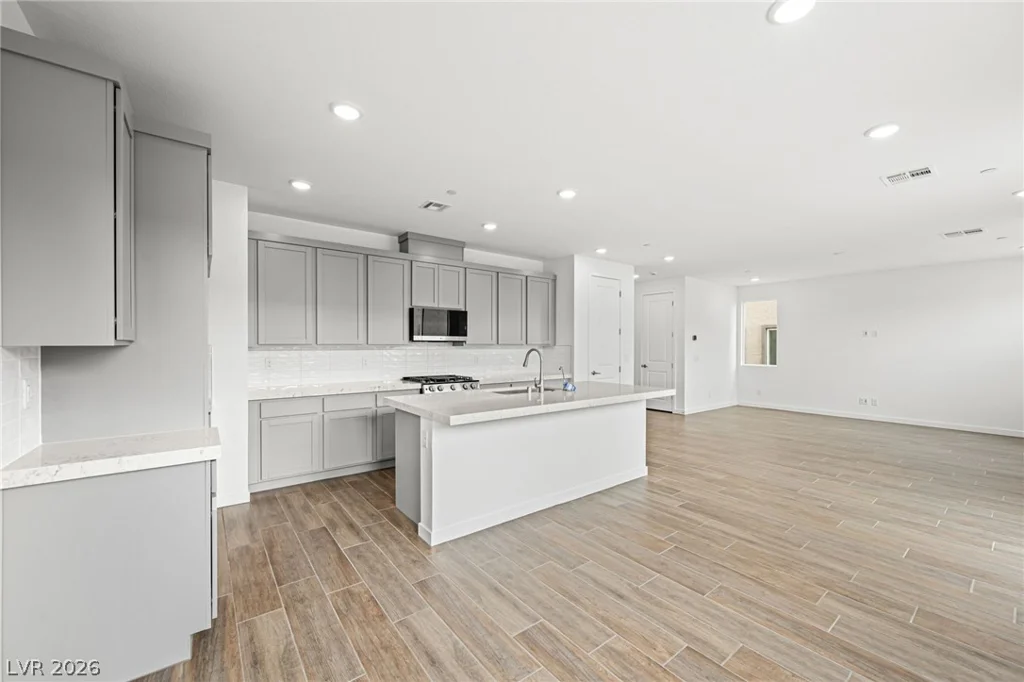 10805 Alamino, Las Vegas, NV 89166