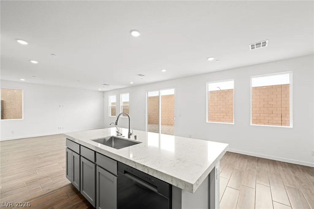 10805 Alamino, Las Vegas, NV 89166