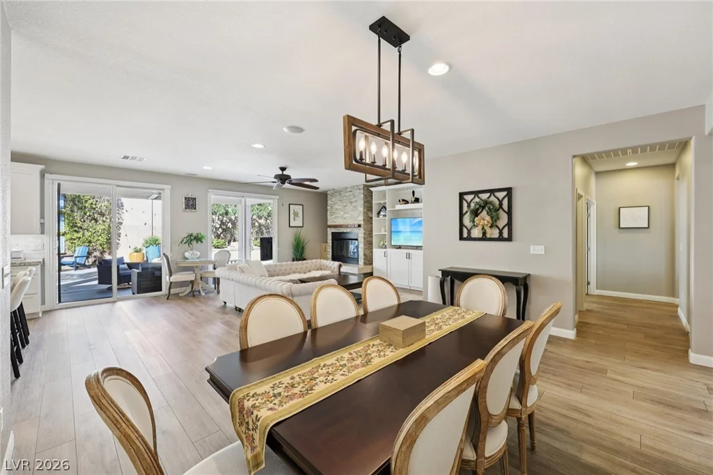 10414 Hemingway, Las Vegas, NV 89149