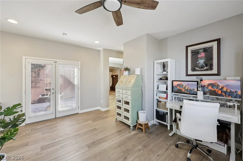 10414 Hemingway, Las Vegas, NV 89149