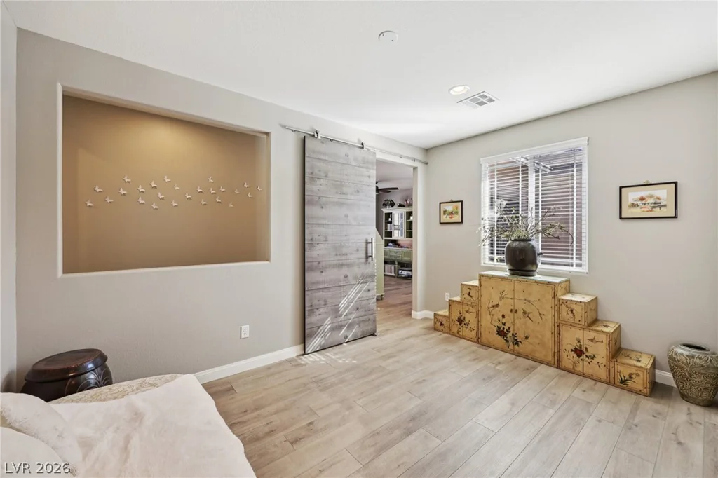 10414 Hemingway, Las Vegas, NV 89149
