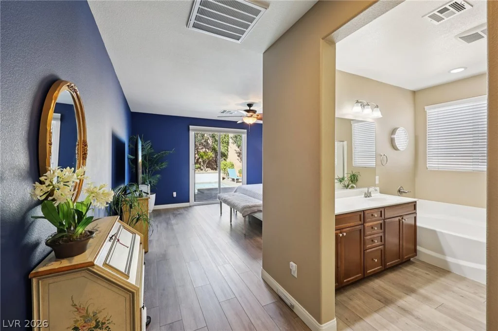 10414 Hemingway, Las Vegas, NV 89149