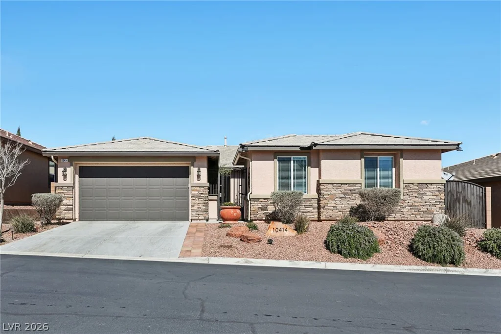 10414 Hemingway, Las Vegas, NV 89149