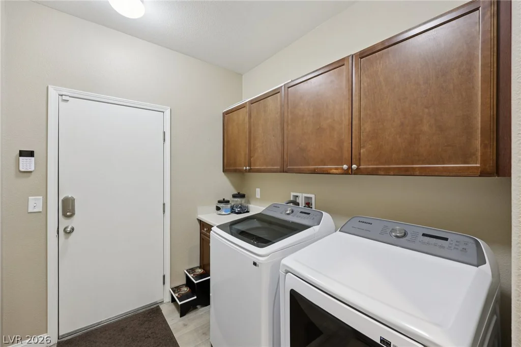 10414 Hemingway, Las Vegas, NV 89149