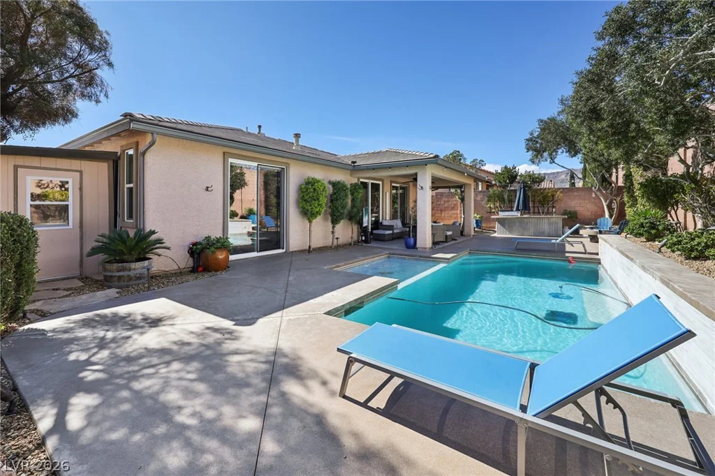 10414 Hemingway, Las Vegas, NV 89149