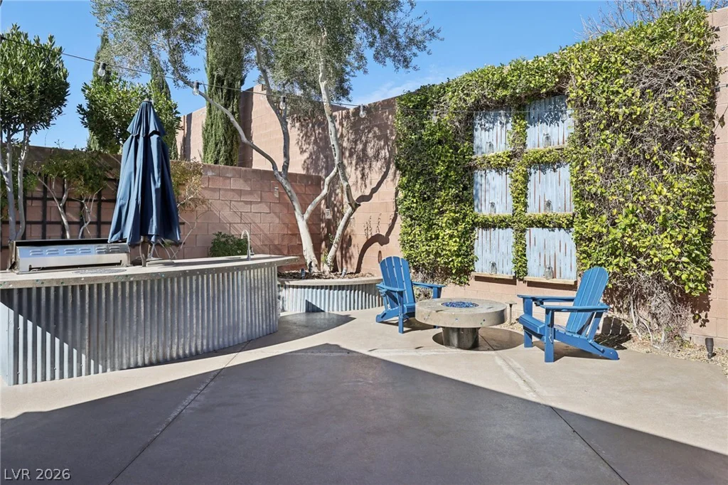 10414 Hemingway, Las Vegas, NV 89149