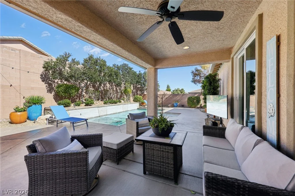 10414 Hemingway, Las Vegas, NV 89149