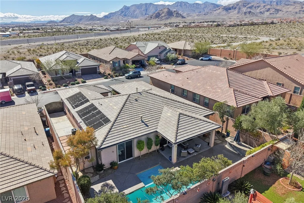 10414 Hemingway, Las Vegas, NV 89149