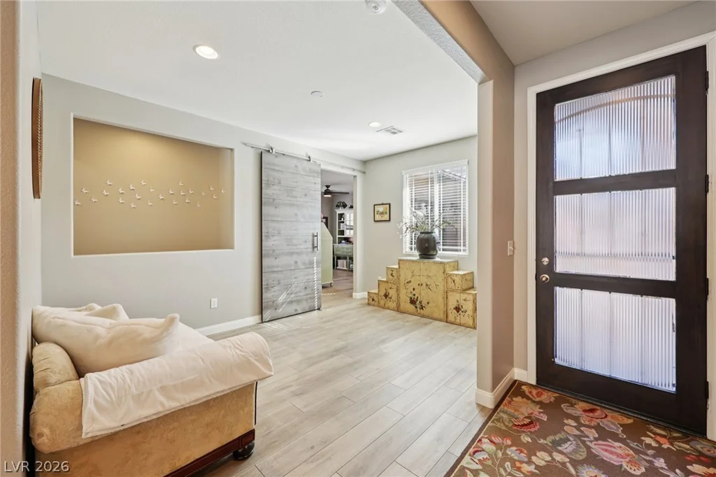 10414 Hemingway, Las Vegas, NV 89149