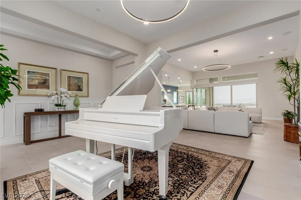 100 Water Cliff, Henderson, NV 89011
