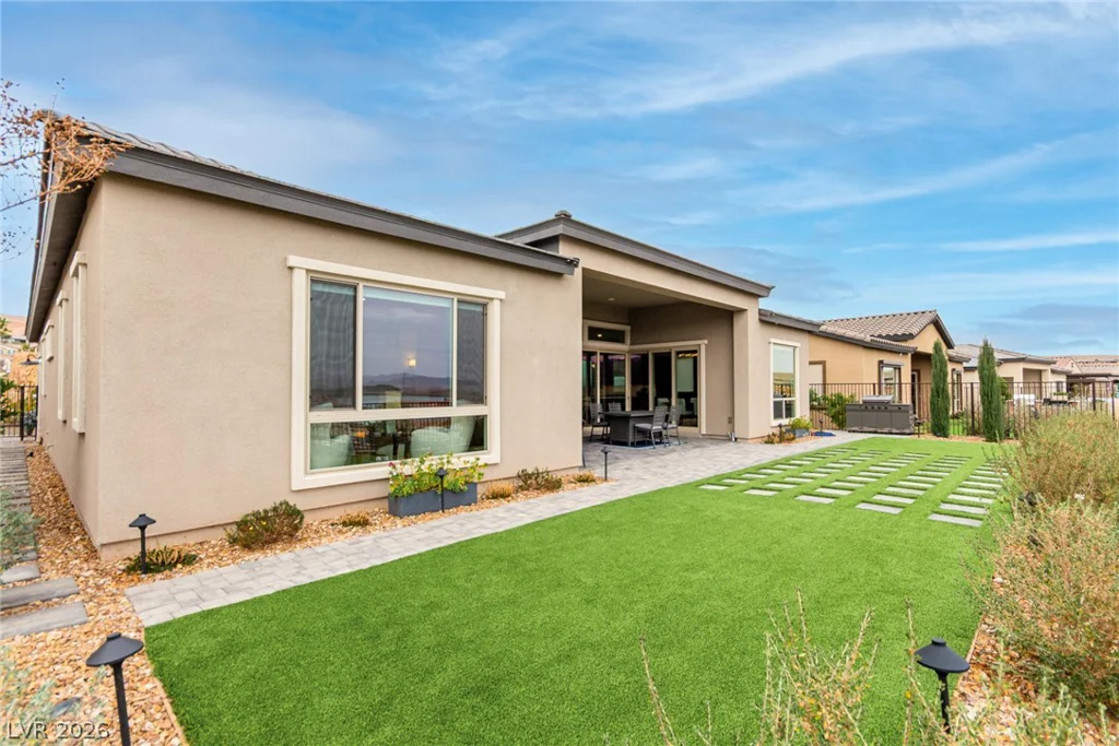 100 Water Cliff, Henderson, NV 89011