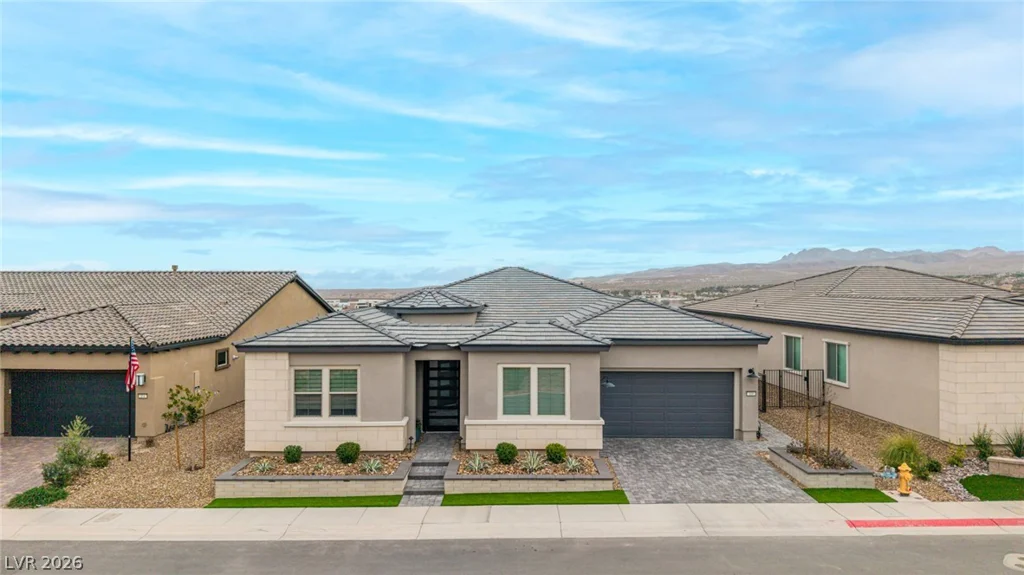 100 Water Cliff, Henderson, NV 89011